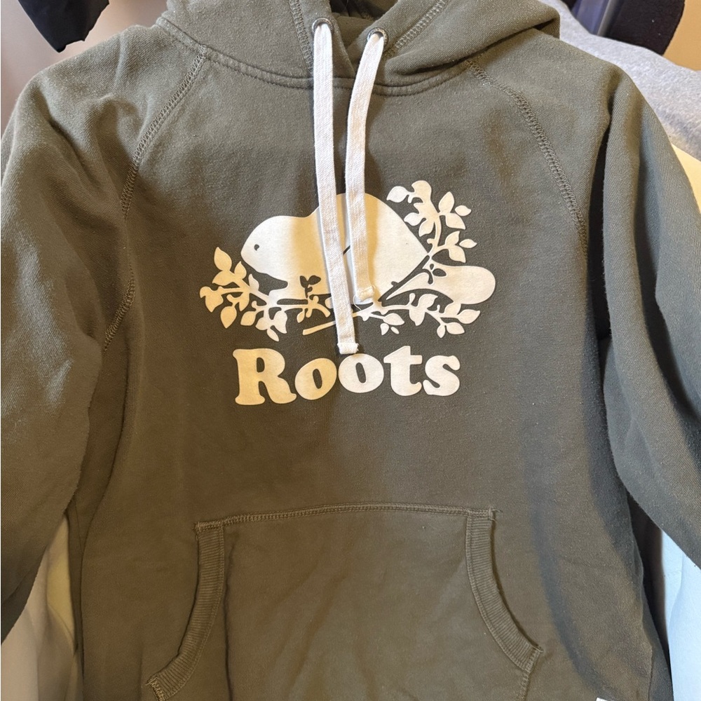 Roots Forest Green Pullover